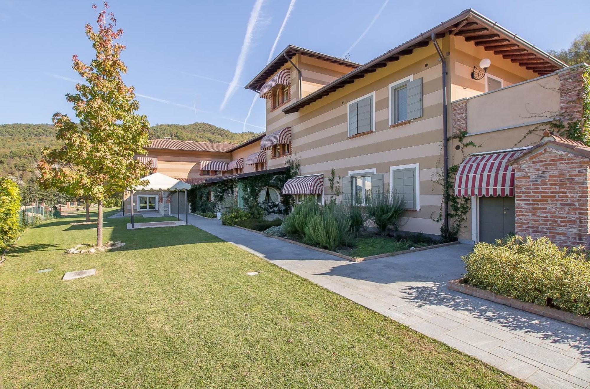 Tenuta Pian D'Attesio - Agriturismo Castelletto Soprano Экстерьер фото